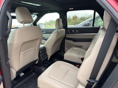 Used 2019  Ford Explorer 4d SUV 4WD XLT V6 at J's Auto near Manchester&comma; IA