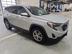 Used 2018  GMC Terrain FWD 4dr SLE at J's Auto near Manchester&comma; IA