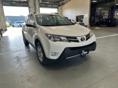 Used 2014 Toyota RAV4 4d SUV AWD LE at J's Auto near Manchester, IA