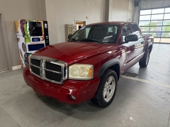 Used 2007 Dodge Dakota 4WD Quad Cab SLT at J's Auto near Manchester, IA