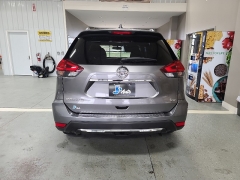 Used 2017  Nissan Rogue 2017&period;5 FWD SV at J's Auto near Manchester&comma; IA