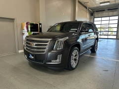 Used 2016 Cadillac Escalade 4d SUV 4WD Platinum at J's Auto near Manchester, IA