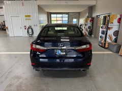 Used 2018  Lexus ES ES 350 FWD at J's Auto near Manchester&comma; IA