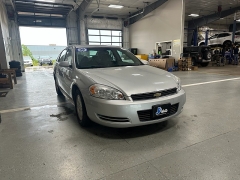 Used 2009 Chevrolet Impala 4d Sedan LT at J's Auto near Manchester, IA