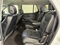 Used 2019  Chevrolet Traverse 4d SUV AWD LT Cloth w&sol;1LT at J's Auto near Manchester&comma; IA