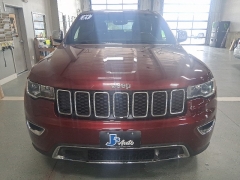 Used 2021  Jeep Grand Cherokee Limited 4x4 at J's Auto near Manchester&comma; IA