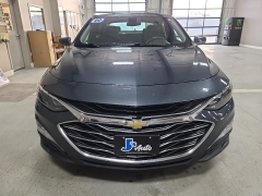 Used 2020  Chevrolet Malibu 4d Sedan LT at J's Auto near Manchester&comma; IA