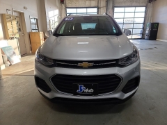 Used 2019  Chevrolet Trax 4d SUV FWD LT at J's Auto near Manchester&comma; IA