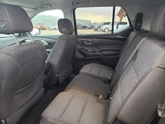 Used 2018  Chevrolet Traverse 4d SUV FWD LT Cloth w&sol;1LT at J's Auto near Manchester&comma; IA