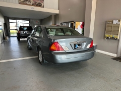 Used 2001 Toyota Avalon 4d Sedan XL Bucket Seats at J's Auto near Manchester, IA