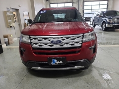 Used 2019  Ford Explorer 4d SUV 4WD XLT V6 at J's Auto near Manchester&comma; IA