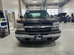 Used 2005 Chevrolet Silverado 1500 4WD Crew Cab Z71 at J's Auto near Manchester, IA
