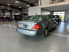 Used 2001 Toyota Avalon 4d Sedan XL Bucket Seats at J's Auto near Manchester, IA