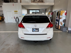 Used 2009  Toyota Venza 4d SUV AWD at J's Auto near Manchester&comma; IA