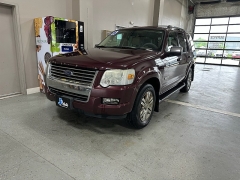 Used 2006 Ford Explorer 4d SUV 4WD Limited V8 at J's Auto near Manchester, IA