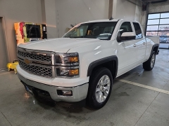 Used 2015  Chevrolet Silverado 1500 4WD Double Cab 143&period;5" LT w&sol;1LT at J's Auto near Manchester&comma; IA