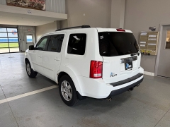 Used 2011  Honda Pilot 4d SUV 4WD EX-L w&sol;DVD at J's Auto near Manchester&comma; IA