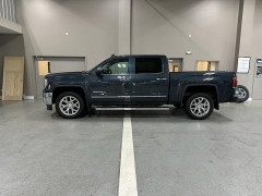 Used 2017 GMC Sierra 1500 4WD Crew Cab 143.5" SLT at J's Auto near Manchester, IA