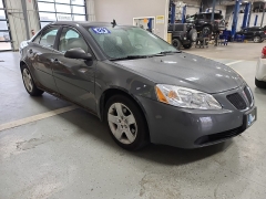 Used 2009  Pontiac G6 4d Sedan at J's Auto near Manchester&comma; IA