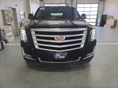 Used 2019  Cadillac Escalade 4d SUV 4WD Luxury at J's Auto near Manchester&comma; IA
