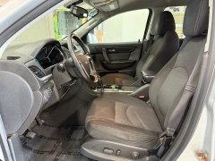 Used 2016  Chevrolet Traverse 4d SUV AWD LT w&sol;1LT at J's Auto near Manchester&comma; IA