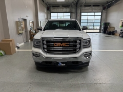Used 2018  GMC Sierra 1500 4WD Crew Cab 143&period;5" SLT at J's Auto near Manchester&comma; IA