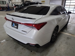 Used 2019  Toyota Avalon &lpar;Natl&rpar; at J's Auto near Manchester&comma; IA