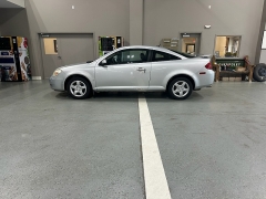 Used 2009 Pontiac G5 2d Coupe at J's Auto near Manchester, IA