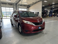 Used 2014 Toyota Sienna 5dr Van V6 LE FWD (Natl) at J's Auto near Manchester, IA