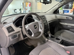 Used 2009  Chevrolet Traverse 4d SUV FWD LS at J's Auto near Manchester&comma; IA