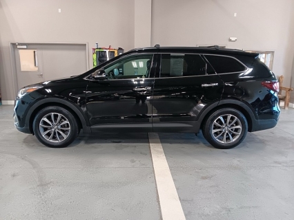 2018 Hyundai Santa Fe SE's photo