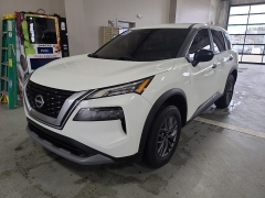 Used 2023  Nissan Rogue FWD S &ast;Ltd Avail&ast; at J's Auto near Manchester&comma; IA
