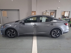 Used 2024  Nissan Sentra SV CVT at J's Auto near Manchester&comma; IA
