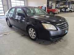 Used 2006  Toyota Avalon 4d Sedan XL at J's Auto near Manchester&comma; IA