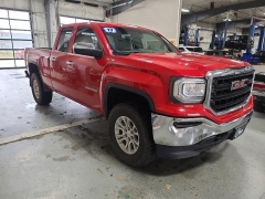 Used 2017  GMC Sierra 1500 4WD Double Cab 143.5" at J's Auto near Manchester, IA