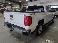 Used 2018  Chevrolet Silverado 1500 4WD Crew Cab 143&period;5" LT w&sol;1LT at J's Auto near Manchester&comma; IA