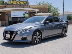 Used 2020  Nissan Altima 4d Sedan FWD 2&period;5L SR at A Motors Sales & Finance near San Antonio&comma; TX