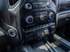 Used 2020  GMC Sierra 1500 4WD Crew Cab AT4 at A Motors Sales & Finance near San Antonio&comma; TX