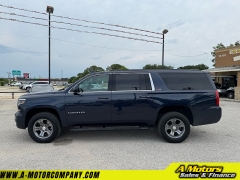 Used 2019 Chevrolet Suburban 4d SUV 4WD LT at A Motors Sales & Finance near San Antonio, TX
