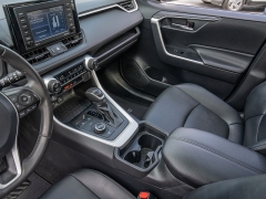 Used 2021  Toyota RAV4 Hybrid XLE Premium AWD at A Motors Sales & Finance near San Antonio, TX