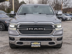 Used 2019  Ram 1500 2WD Crew Cab Laramie at A Motors Sales & Finance near San Antonio&comma; TX