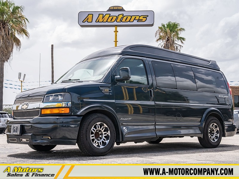 Used 2017  Chevrolet Express Van 2500 Van at A Motors Sales & Finance near San Antonio&comma; TX