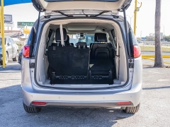 Used 2020  Chrysler Pacifica 4d Wagon Limited at A Motors Sales & Finance near San Antonio, TX