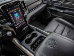 Used 2019  Ram 1500 2WD Crew Cab Laramie at A Motors Sales & Finance near San Antonio&comma; TX