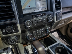 Used 2019  Ford F-150 4WD SuperCrew Lariat 5 1&sol;2 at A Motors Sales & Finance near San Antonio&comma; TX