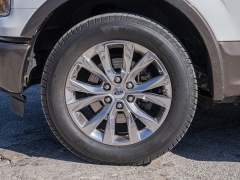 Used 2016  Ford F-150 2WD SuperCrew Lariat 5 1&sol;2 at A Motors Sales & Finance near San Antonio&comma; TX