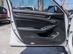 Used 2021  Honda Accord Sedan EX-L 1&period;5T CVT at A Motors Sales & Finance near San Antonio&comma; TX