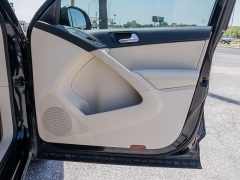 Used 2015  Volkswagen Tiguan 4d SUV SE at A Motors Sales & Finance near San Antonio&comma; TX
