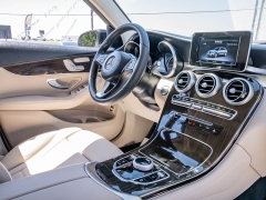 Used 2017  Mercedes-Benz GLC-Class 4d SUV GLC300 at A Motors Sales & Finance near San Antonio&comma; TX