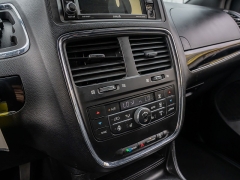 Used 2018  Dodge Grand Caravan 4d Wagon GT at A Motors Sales & Finance near San Antonio&comma; TX